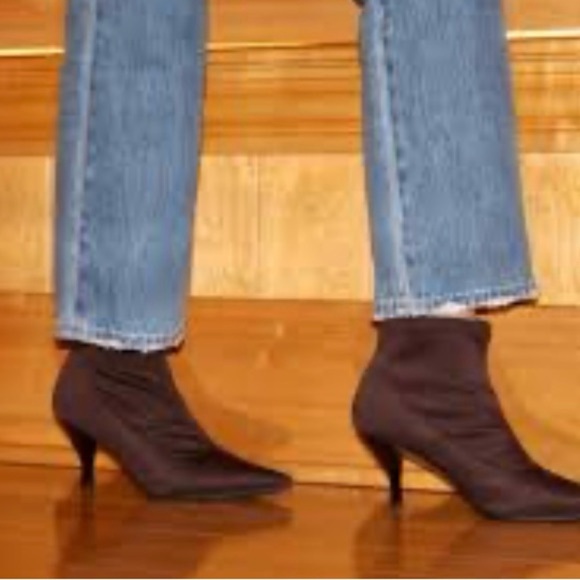 Predictions Dark Brown Heeled Boots - Picture 1 of 9